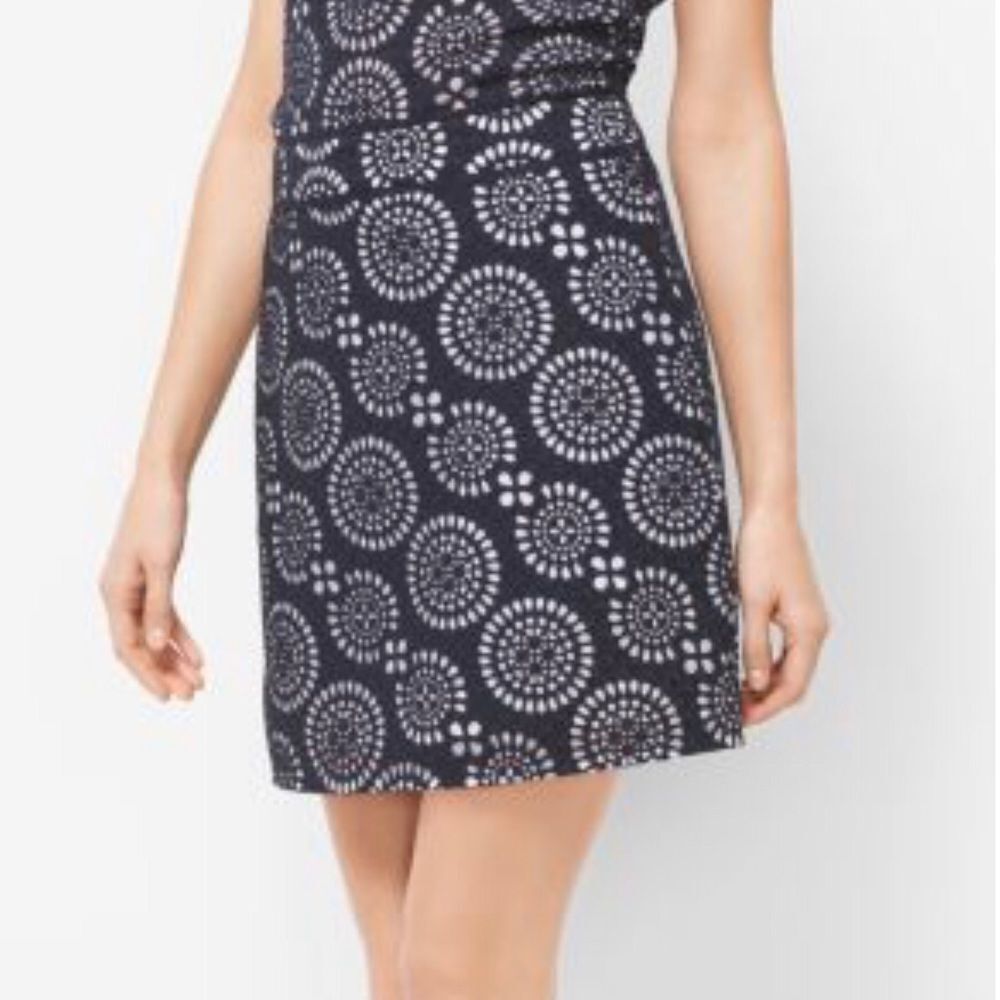 Michael by Michael kors Eyelet-embroidered navy blue Print Skirt size 6